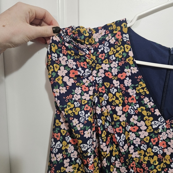 Eliza J Floral V-Neck Midi Dress Size 4 - Picture 5 of 12